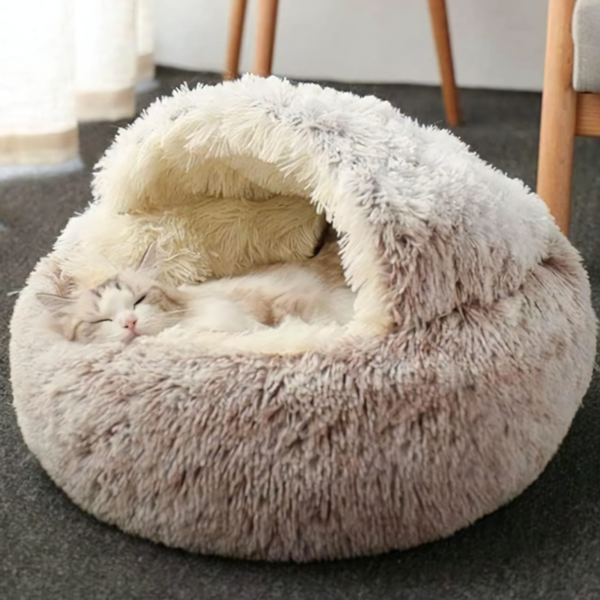 Hooded Nest Bed, Plush Fleece Warmth for Cats and Small Dogs
