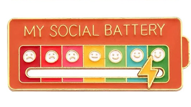 Social Battery Mood Brooch, Rotating Expression Pin, Funny Gift for Him and Her