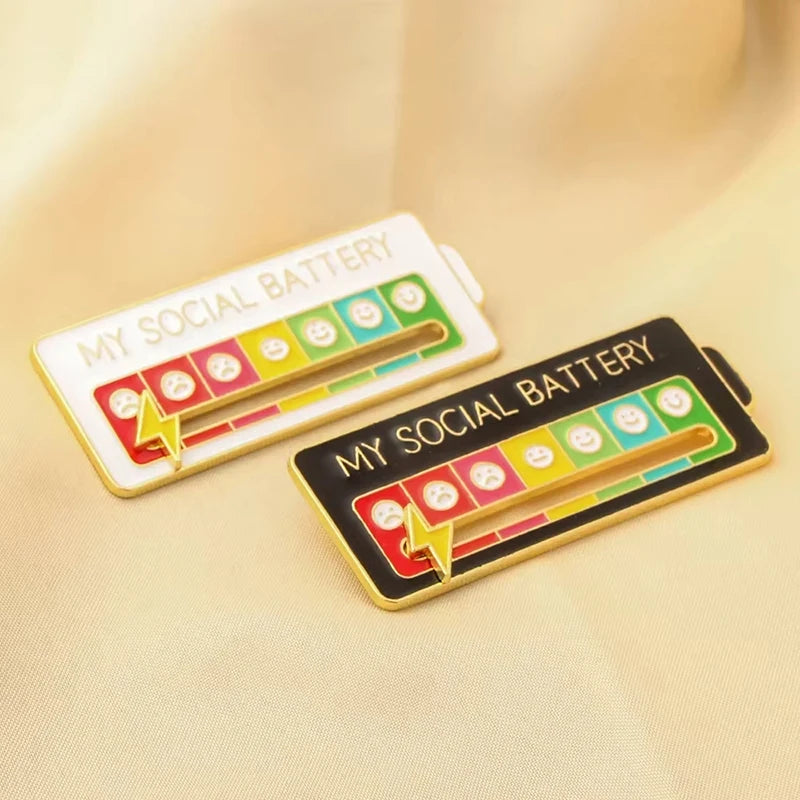 Social Battery Mood Brooch, Rotating Expression Pin, Funny Gift for Him and Her