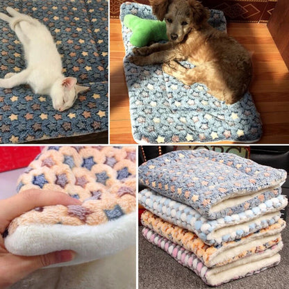 Fleece Pet Blanket and Bed Mat, Thermal Warmth for Cats and Dogs
